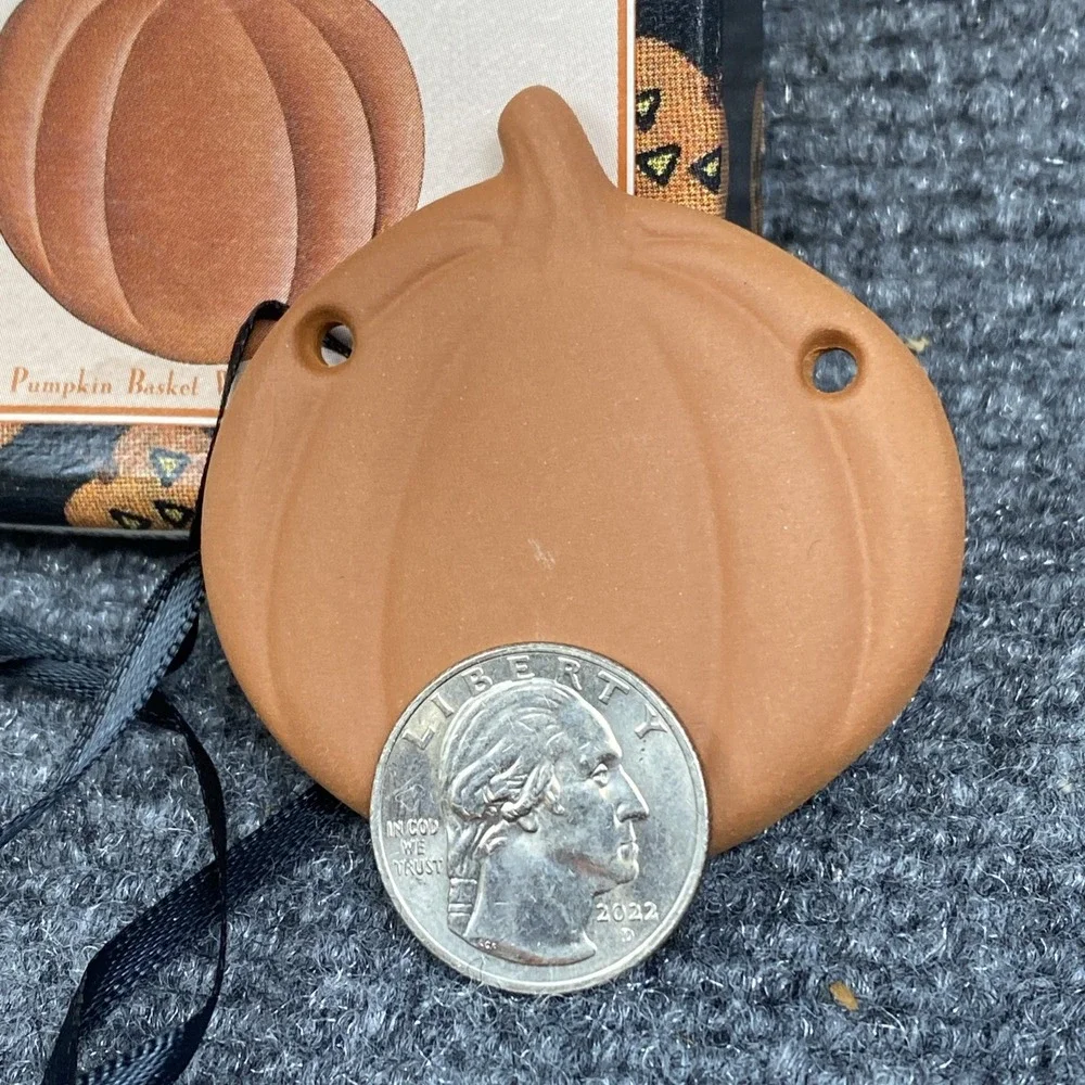 Longaberger Pumpkin Tie-On 1995 Ceramic Halloween Basket Accessory New #31763